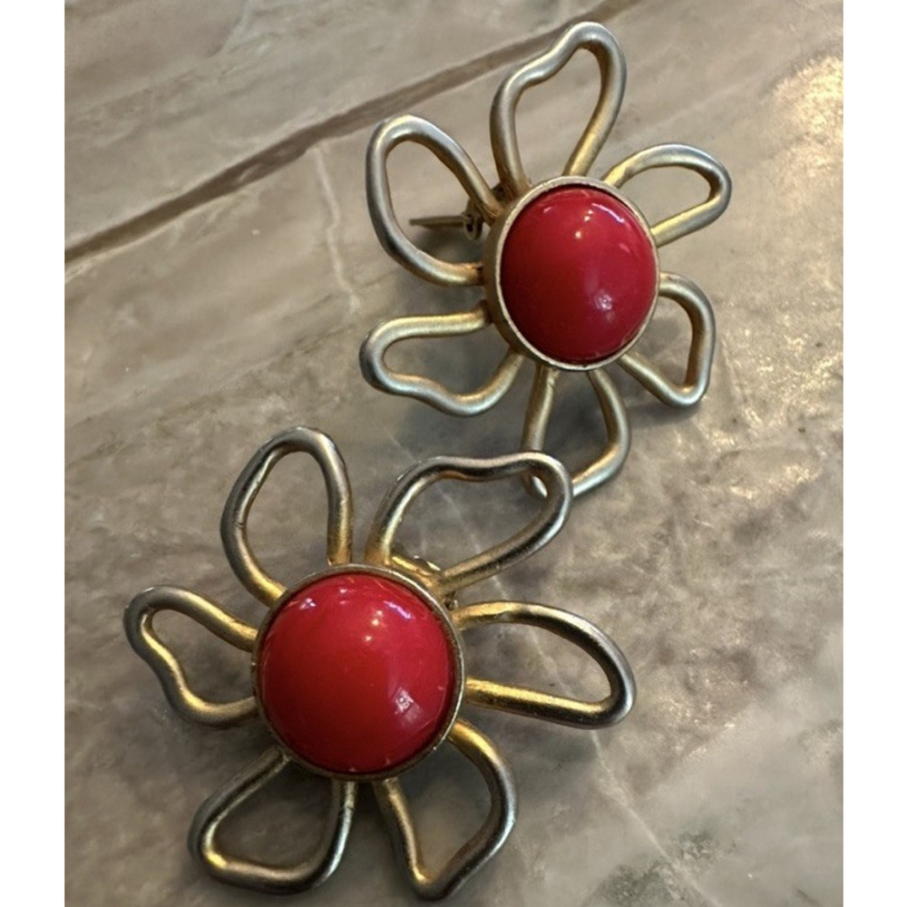 Vintage France Marked Carol Dauplaise Goldtone Clip Earring Flower Red Statement